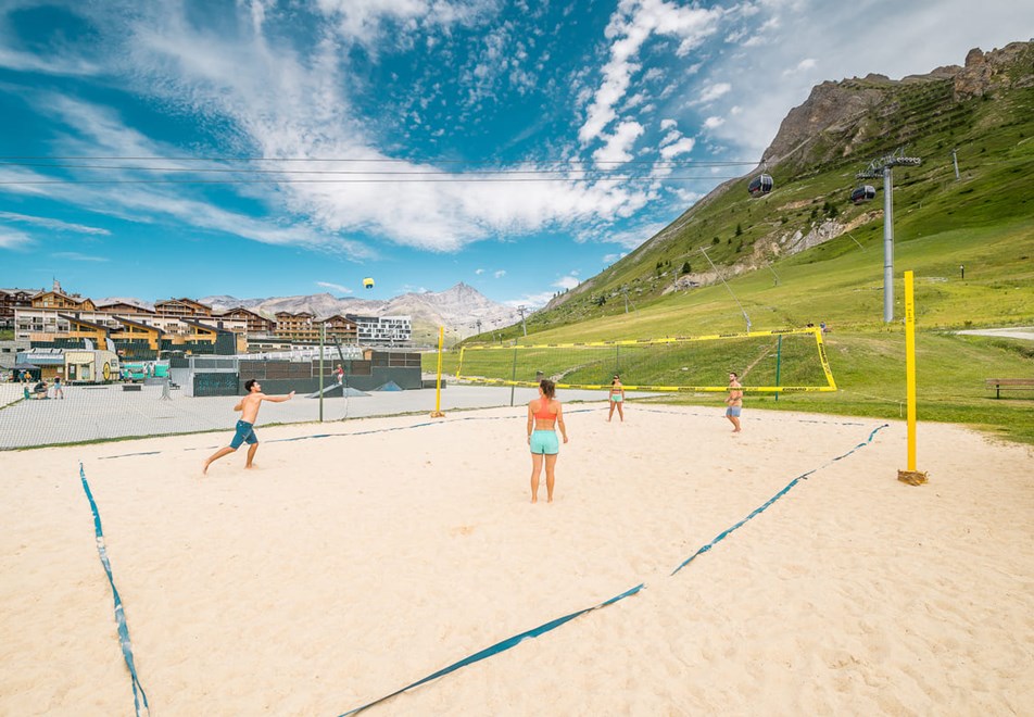 Tignes in Summer - Volleyball (©Andy Parant)