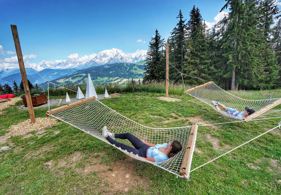 Jaillet playground area at top of Jaillet gondola