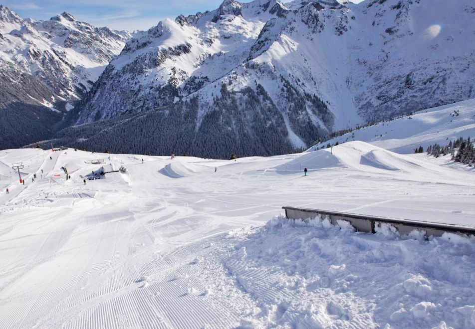 Les 7 Laux Ski Resort - Snow park