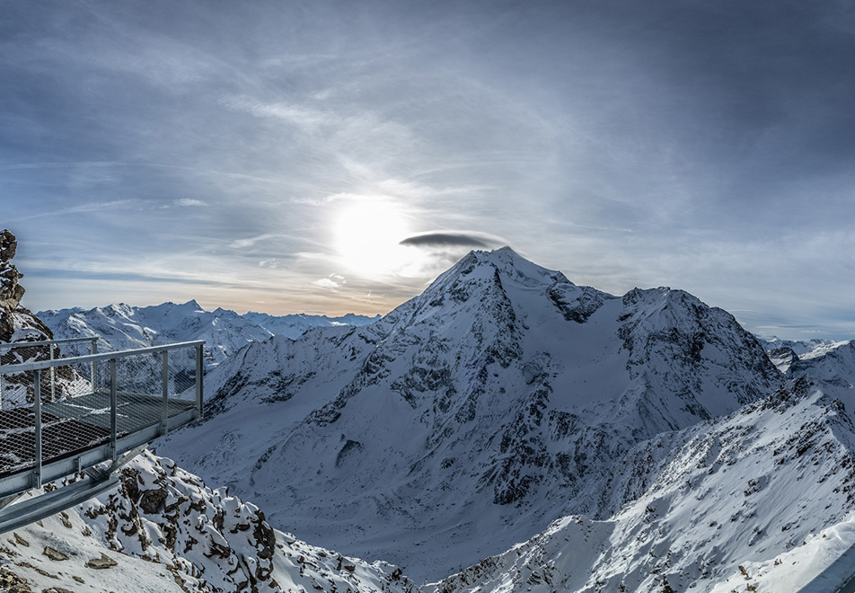 Les Arcs Ski Resort - Aiguille Rouge view point