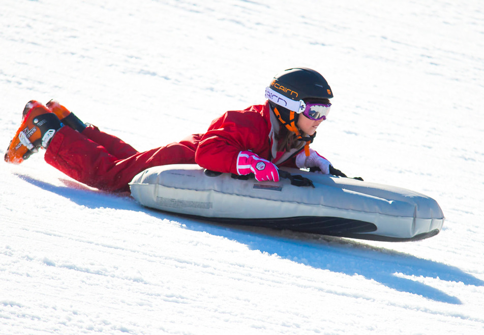 Oz 3300 Ski Resort - Snowtubing