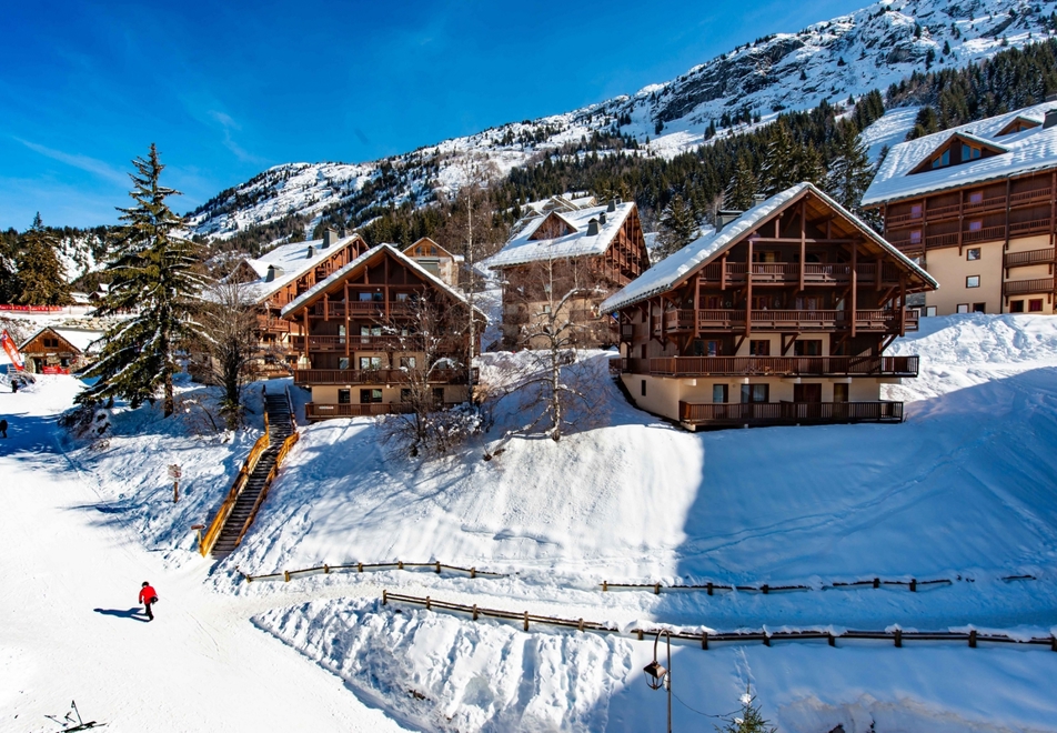 Oz 3300 Ski Resort - Chalet des Neiges