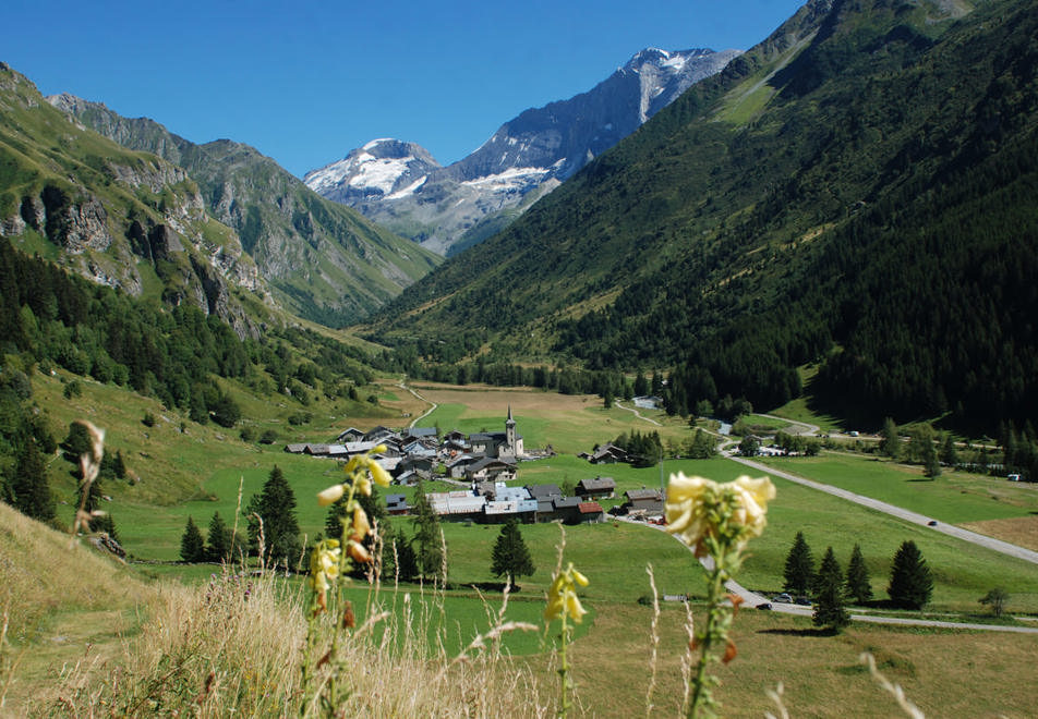 Champagny Village