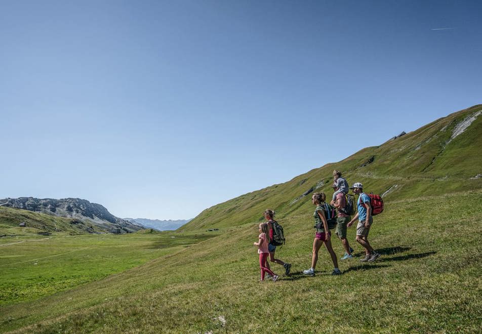 La Rosiere Resort (©OTLaRosiere) - Walking