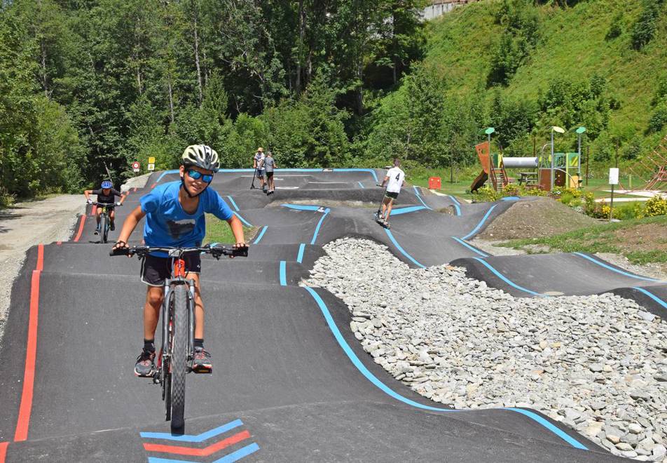 Les Contamines pump track