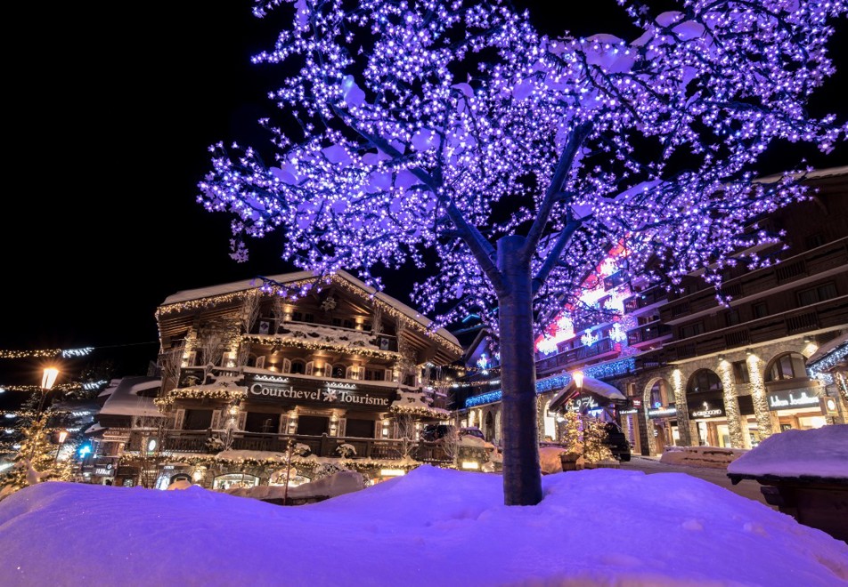 Courchevel Ski Resort (©AlexisCornu)