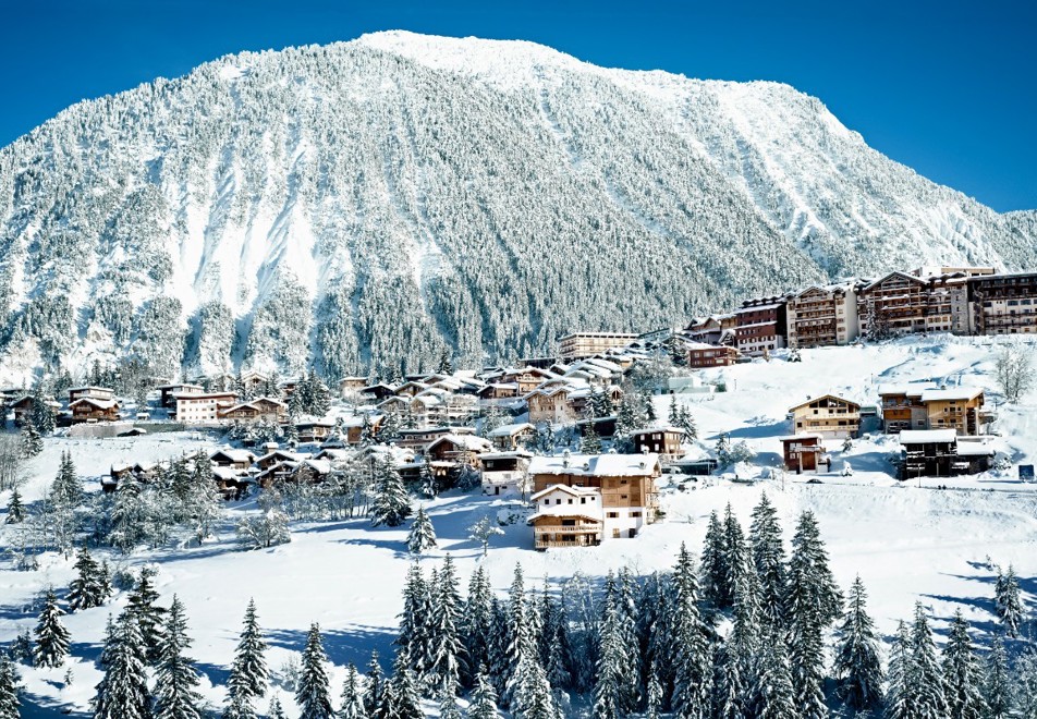 Courchevel Ski Resort (©DavidAndre)