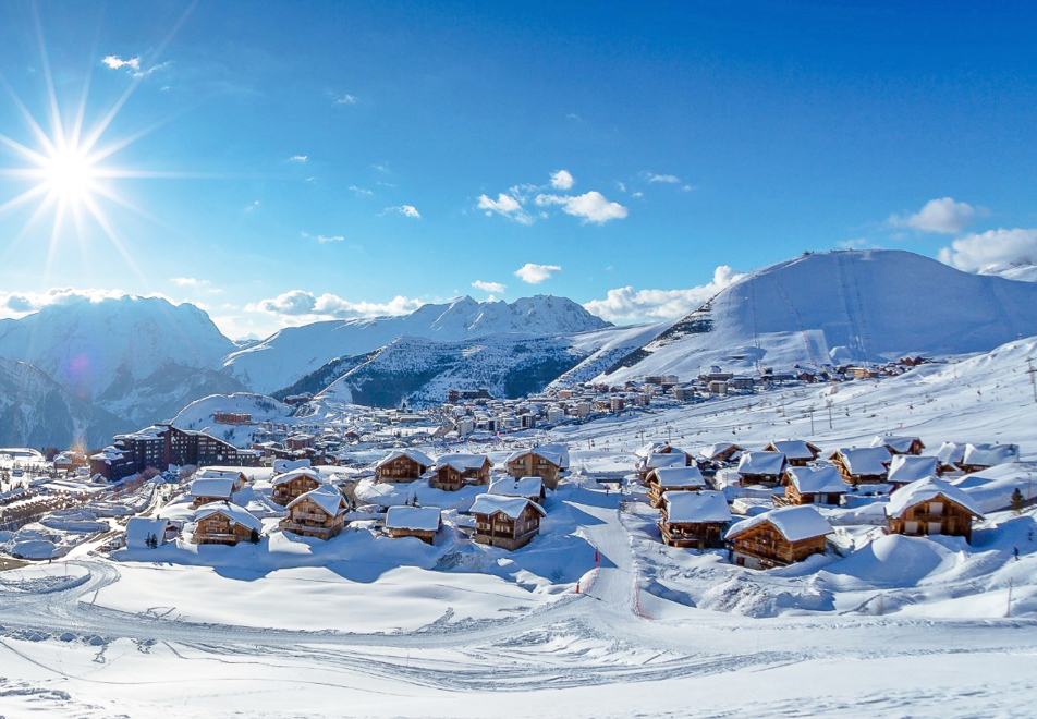 Alpe d'Huez Ski Resort (©Laurent-Salino)