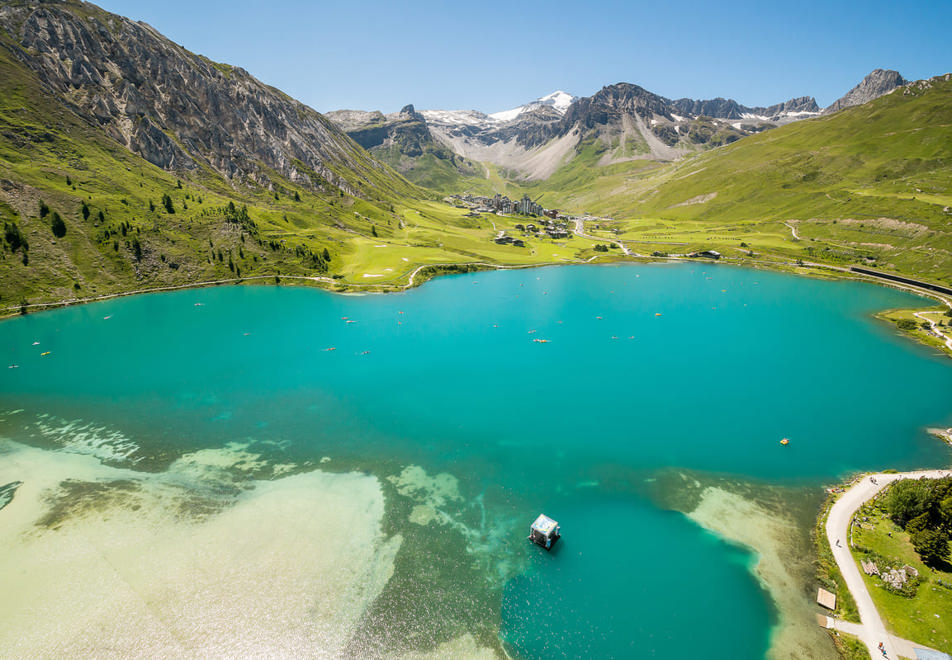 Tignes in Summer - Lake at Tignes le Lac (©Andy Parant)