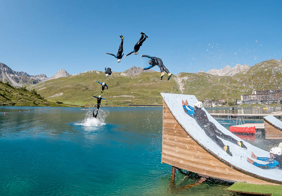 Tignes in Summer - Lake at Tignes le Lac (©Andy Parant)