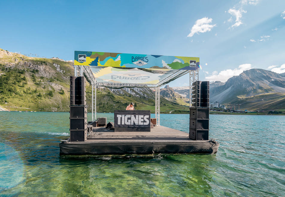 Tignes in Summer - Lake at Tignes le Lac (©Andy Parant)