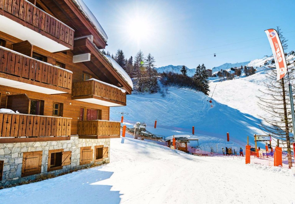 Les Chalets d'Edelweiss, La Plagne (self catered apartments) - 20m from slopes