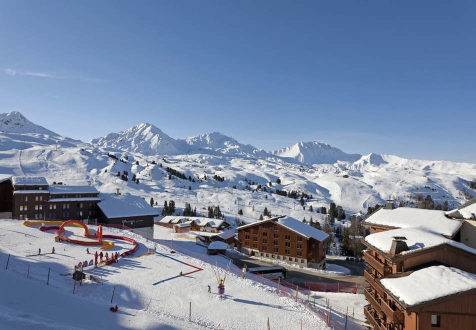 Belle Plagne Ski Resort (©MMV)