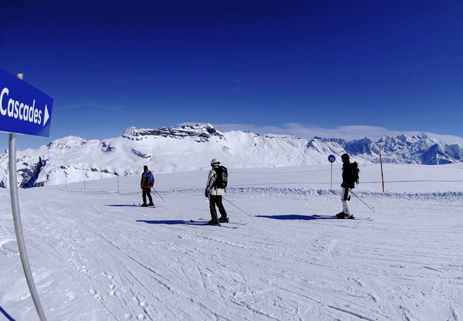 Flaine Ski Resort (©yHavis) - Cascades run