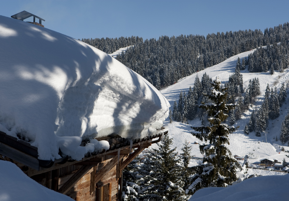 Les Saisies village