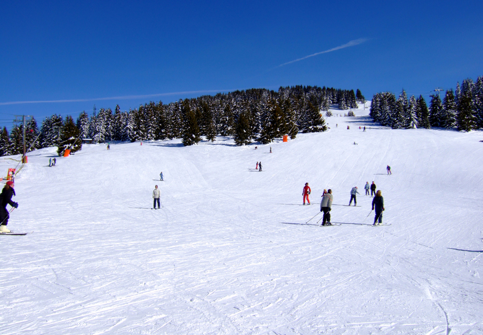 Les Saisies skiing