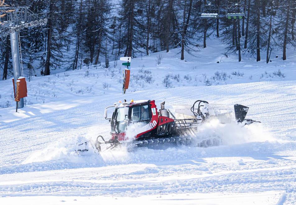 Serre Chevalier snow plough