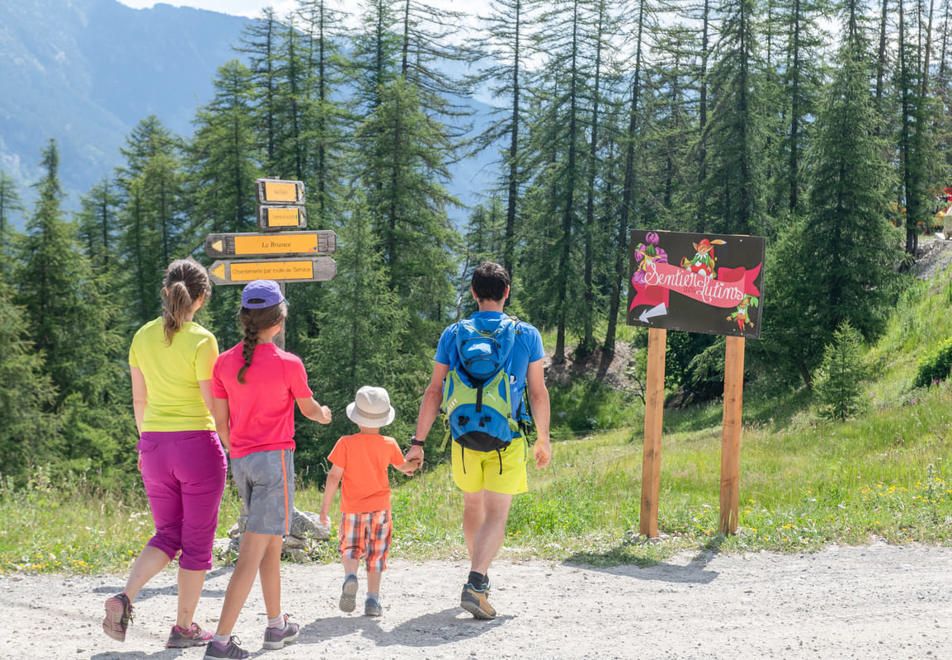 Serre Chevalier walking