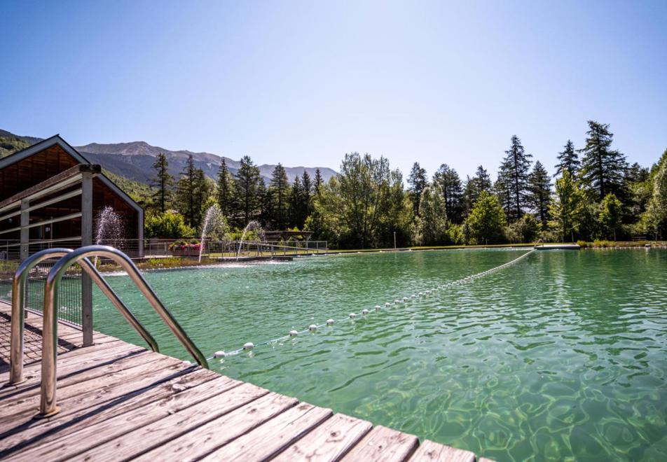 Serre Chevalier bio pool