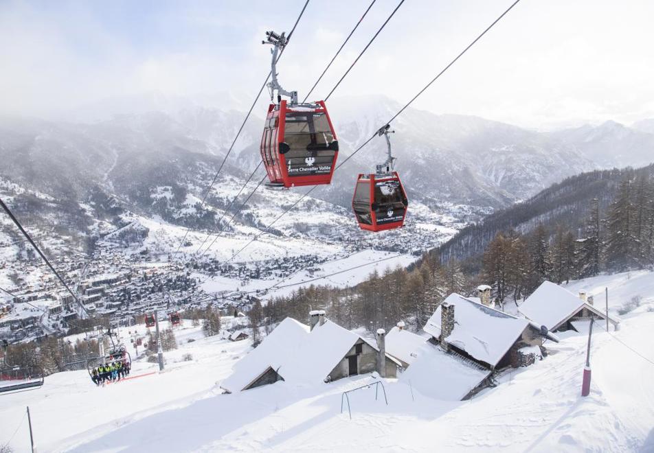 Serre Chevalier gondola