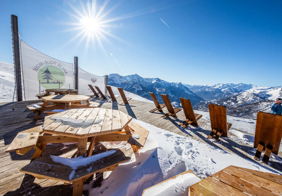 Serre Chevalier picnic area