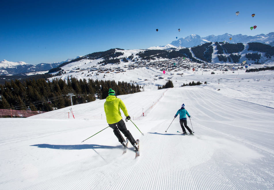 Les Saisies skiing