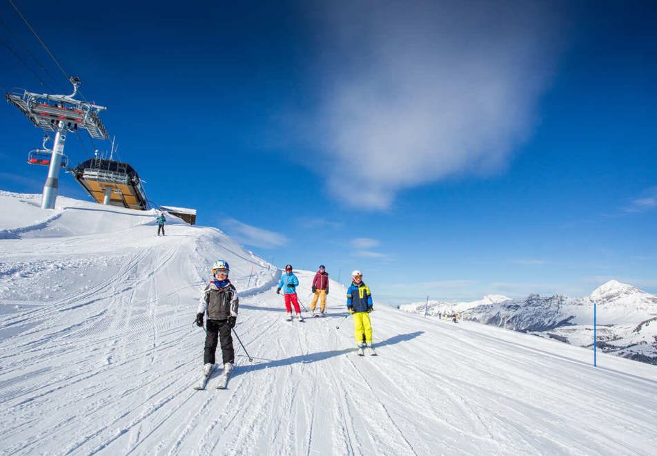 Les Saisies skiing