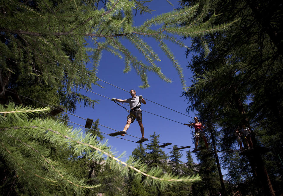 Montgenevre tree top adventure