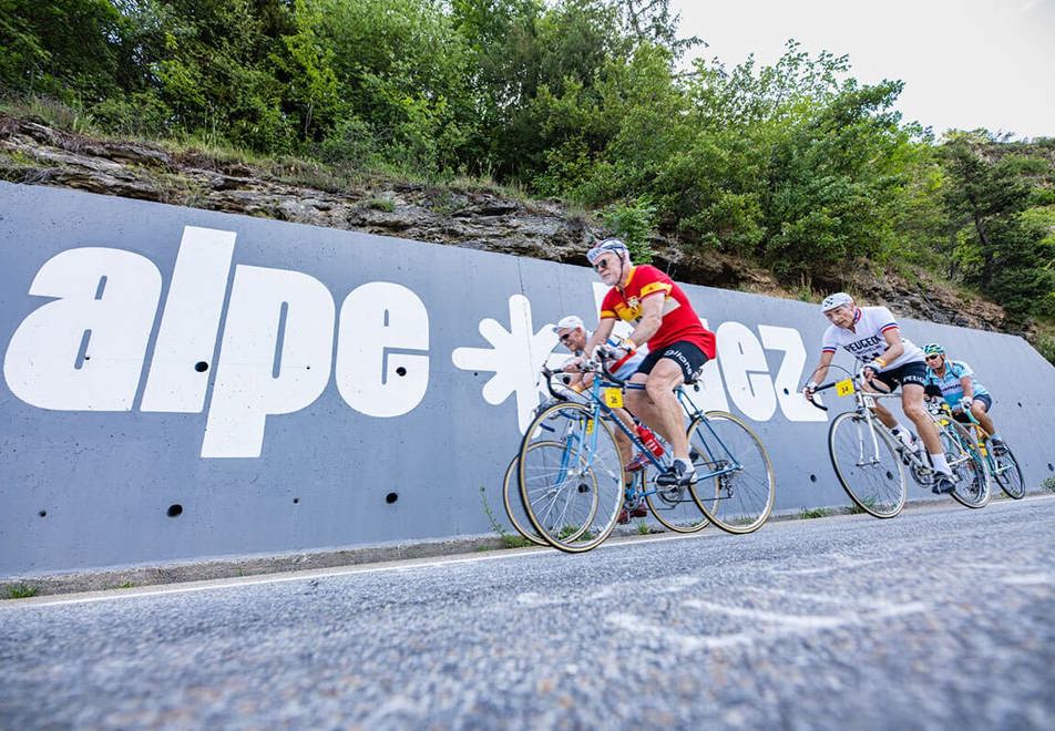 Alpe d'Huez in Summer - Cycling