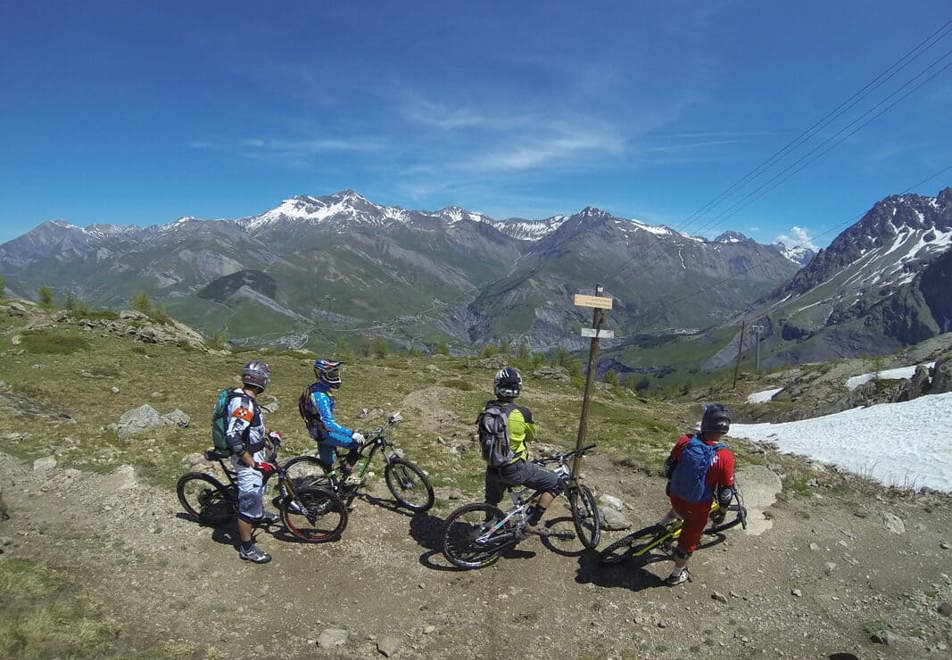 Alpe d'Huez in Summer - E-bikes