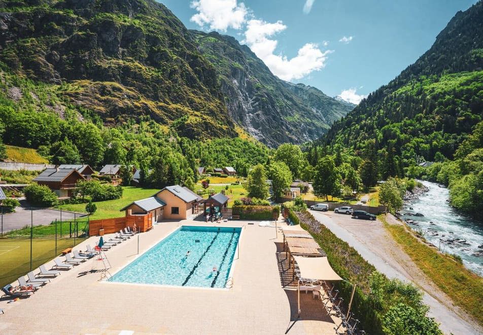 Les Deux Alpes alpine resort - Venosc (nearby) outdoor pool