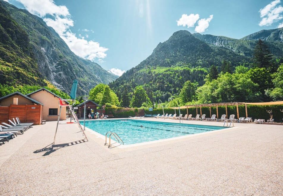 Les Deux Alpes alpine resort - Venosc (nearby) outdoor pool