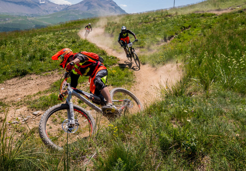 Les Deux Alpes alpine resort - Mountain biking