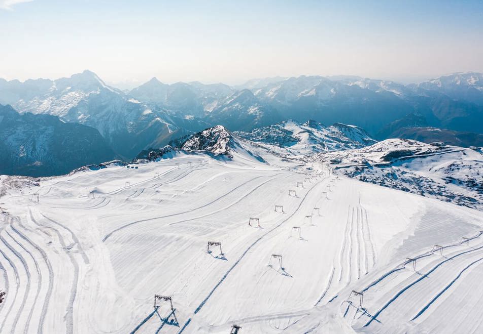 Les Deux Alpes ski resort - Glacier