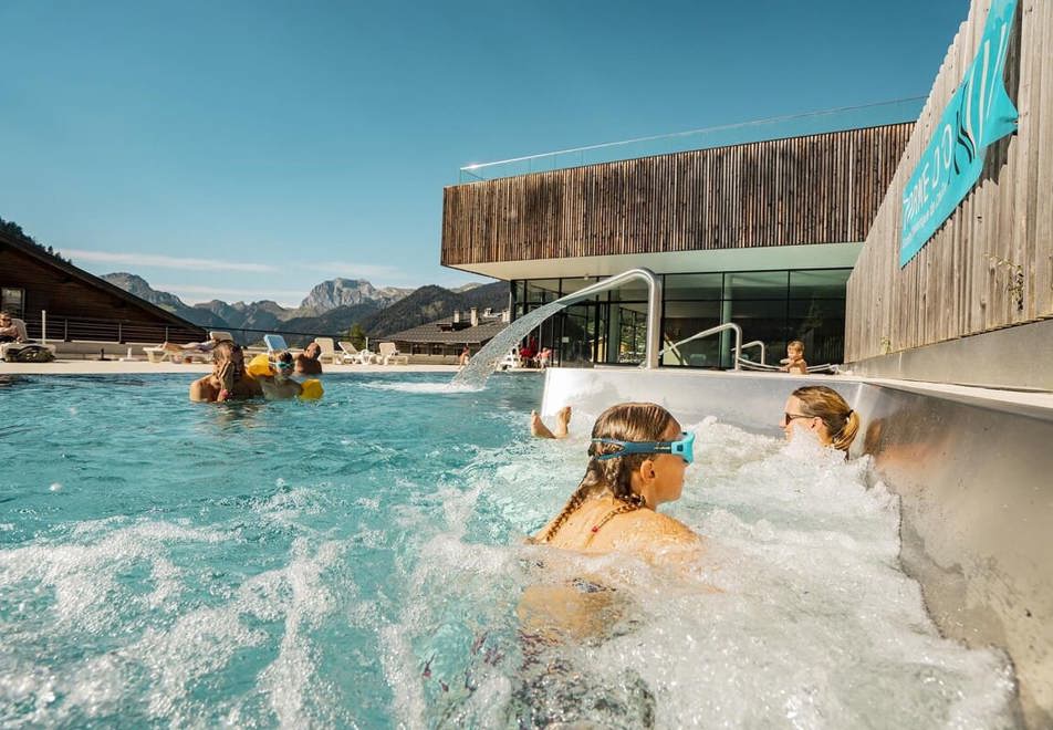 Chatel outdoor pool