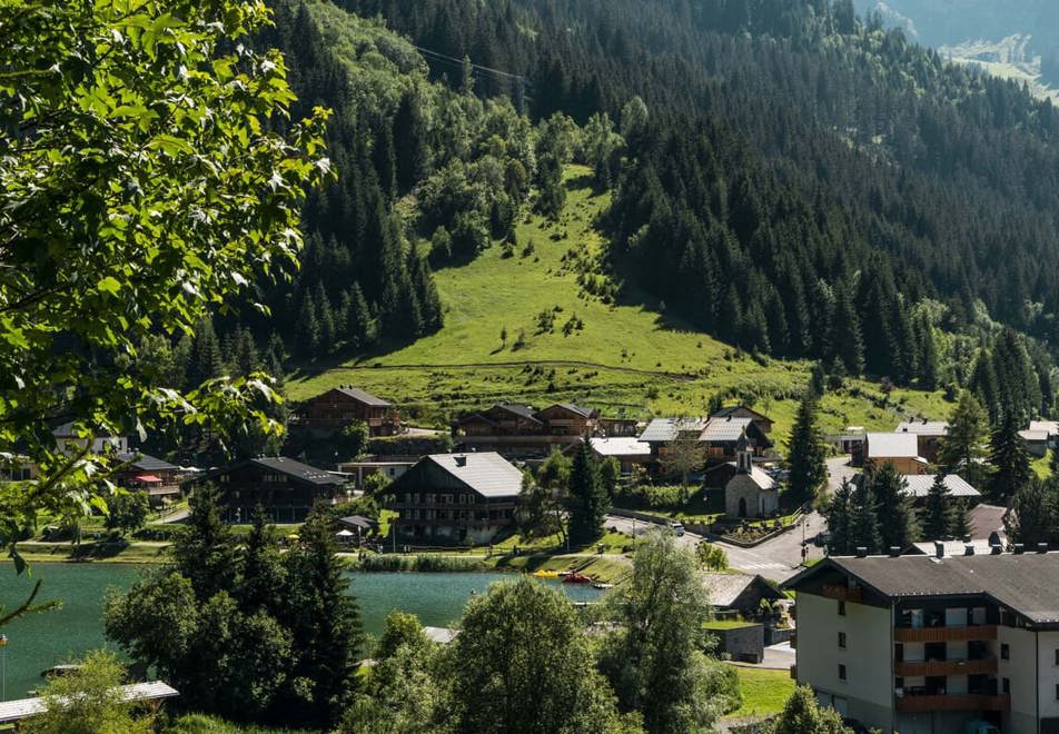 Chatel Lac de Vonnes