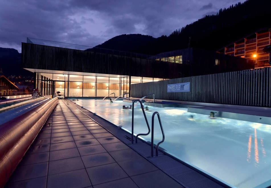 Chatel outdoor pool