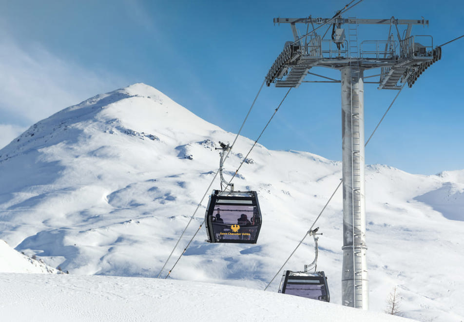 Serre Chevalier gondola