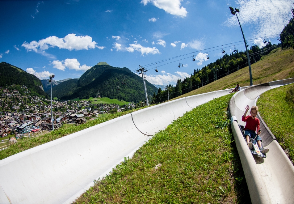 Morzine sledging