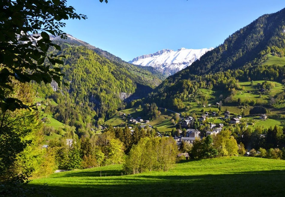 Notre Dame de Bellecombe Mountain