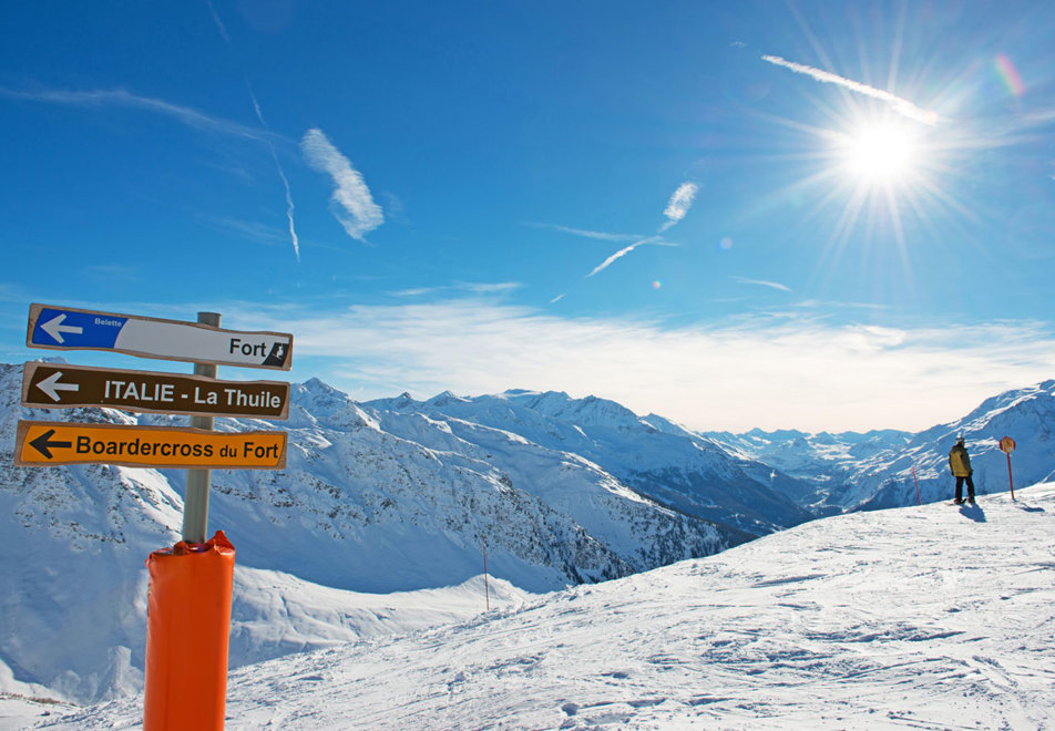 La Rosiere Ski Resort - Link to Italy (La Thuile)