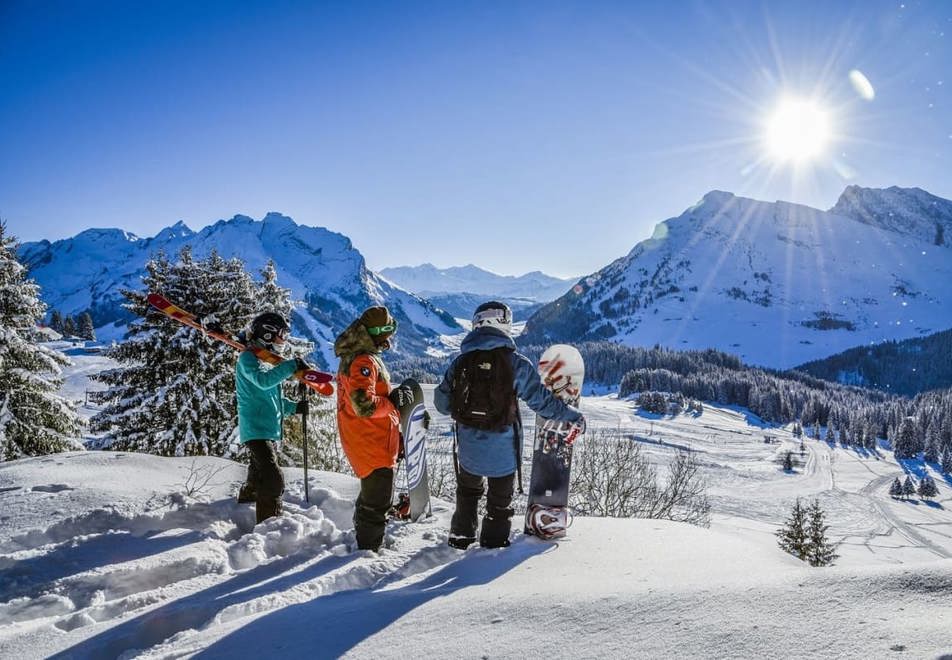 La Clusaz skiing (©DavidMachet)