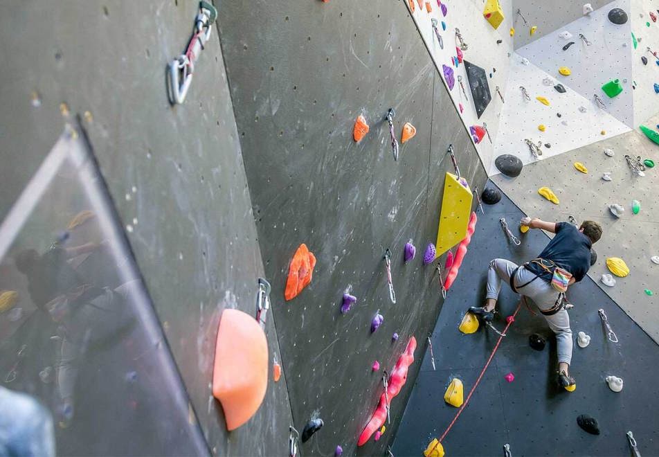 Indoor climbing in Megeve