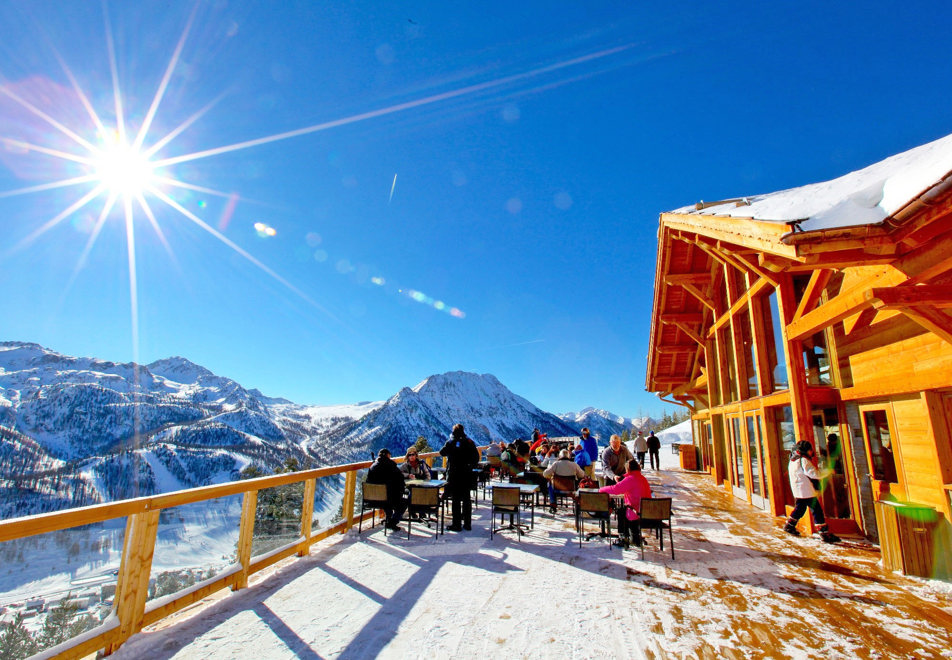 Montgenevre altitude restaurant