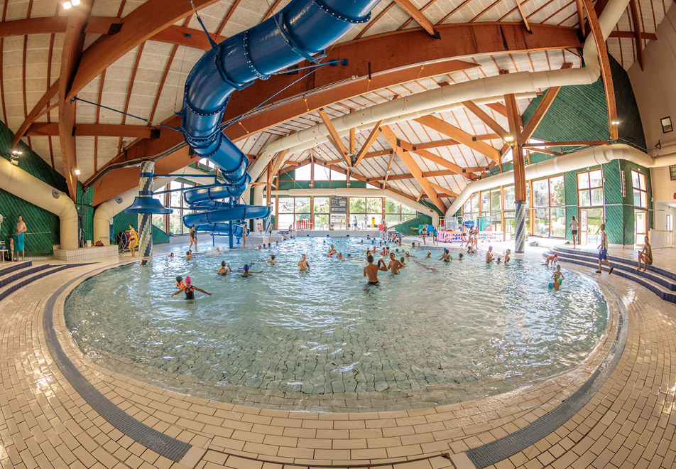 Villard de Lans indoor swimming complex (©R.Bundhoo)