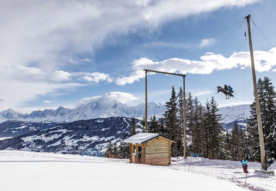 Megeve giant swing