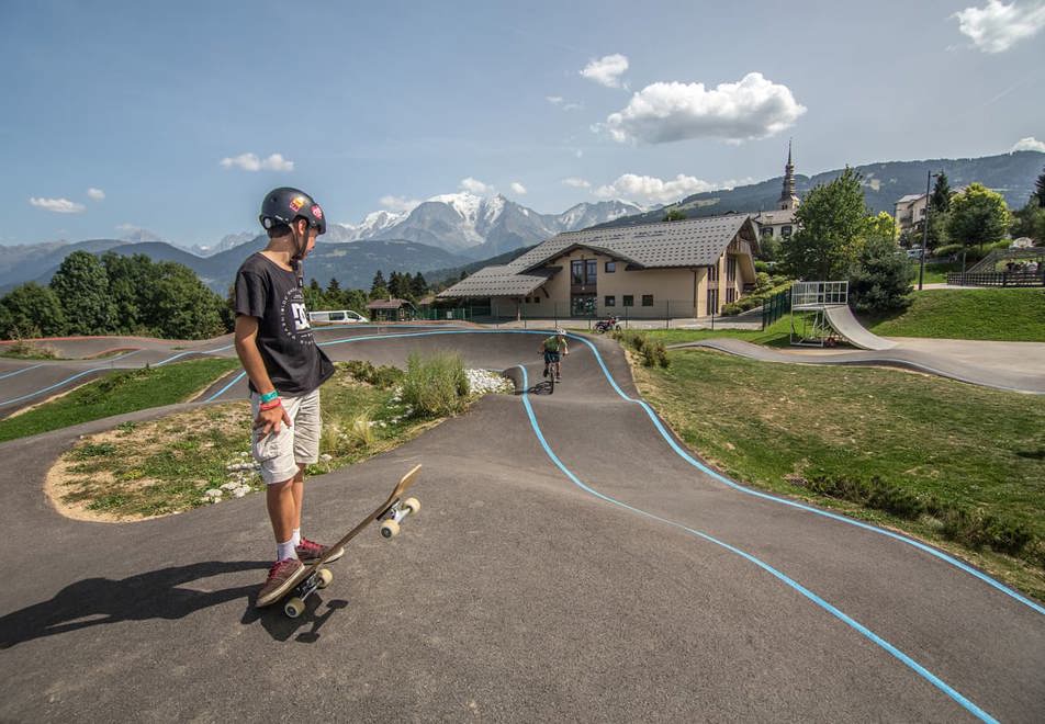 Combloux pump track (©Rickards)